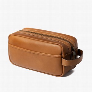 Toffee Thursday Boots Dopp Kit Men Toiletry Bags | CGX574HE