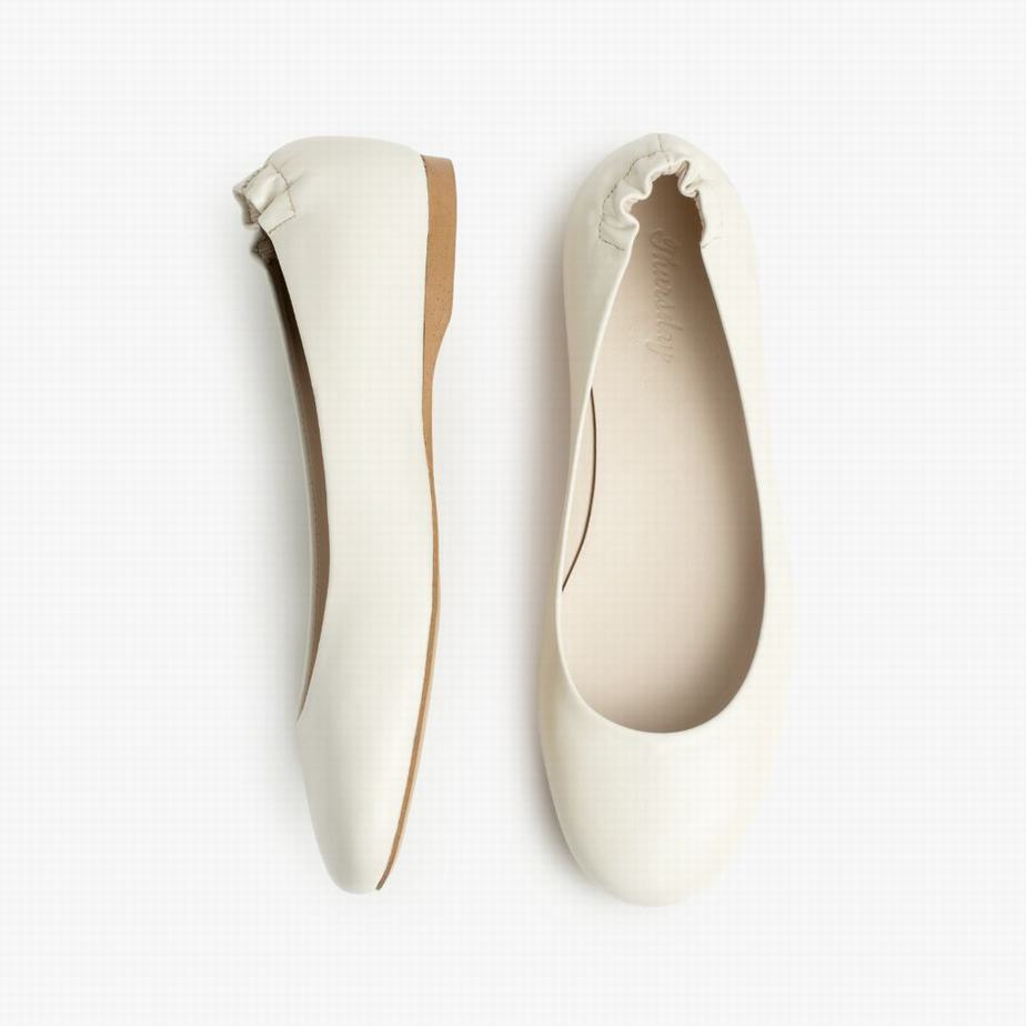 White Thursday Boots Scrunch Women Ballet Flats | SBI4393XU