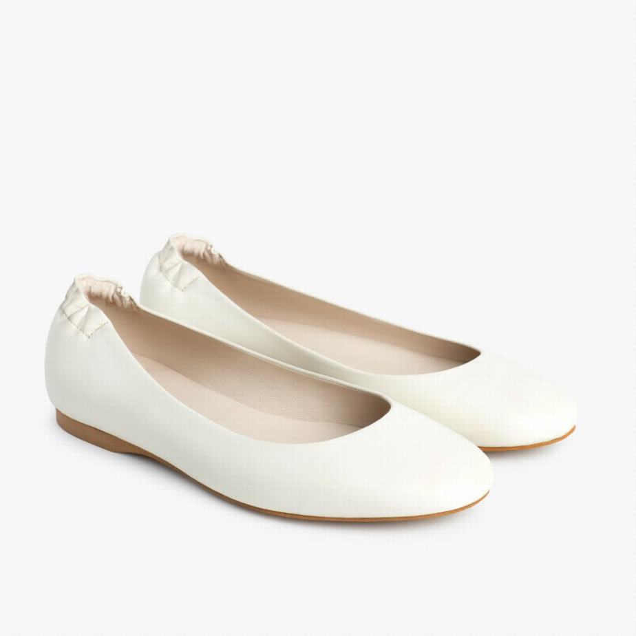 White Thursday Boots Scrunch Women Ballet Flats | SBI4393XU